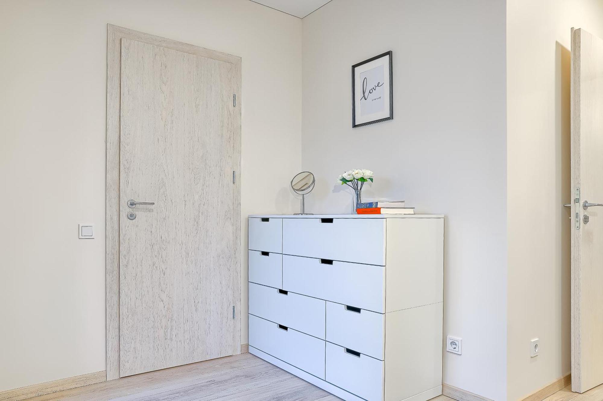Business-Class Apartments 1 X Free Parking X Self Check In 24X7 VNO Extérieur photo