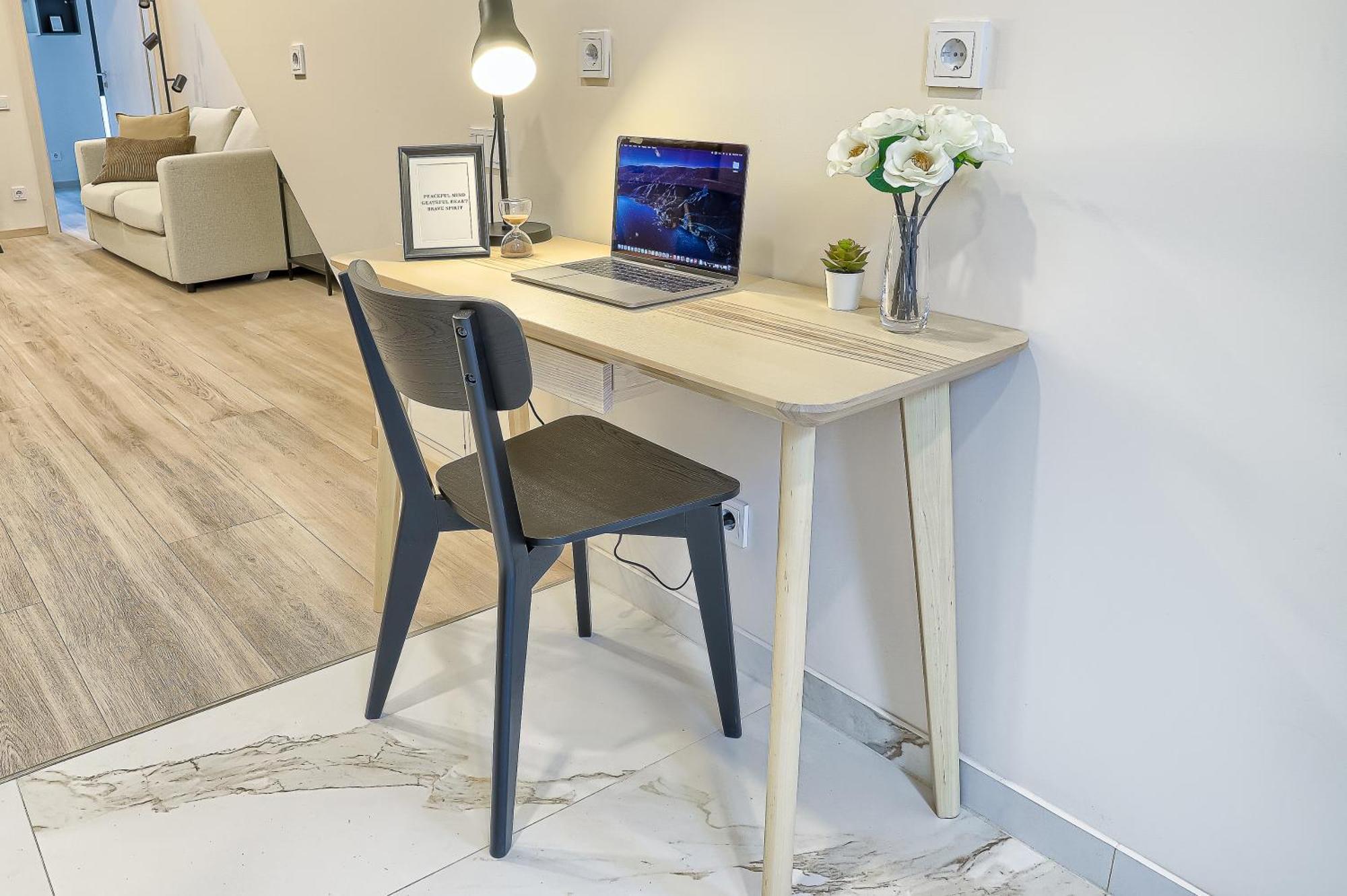 Business-Class Apartments 1 X Free Parking X Self Check In 24X7 VNO Extérieur photo